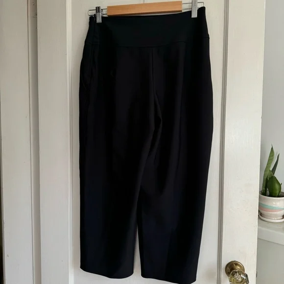 Athleta Stellar Wide Crop - Picture 3 of 9